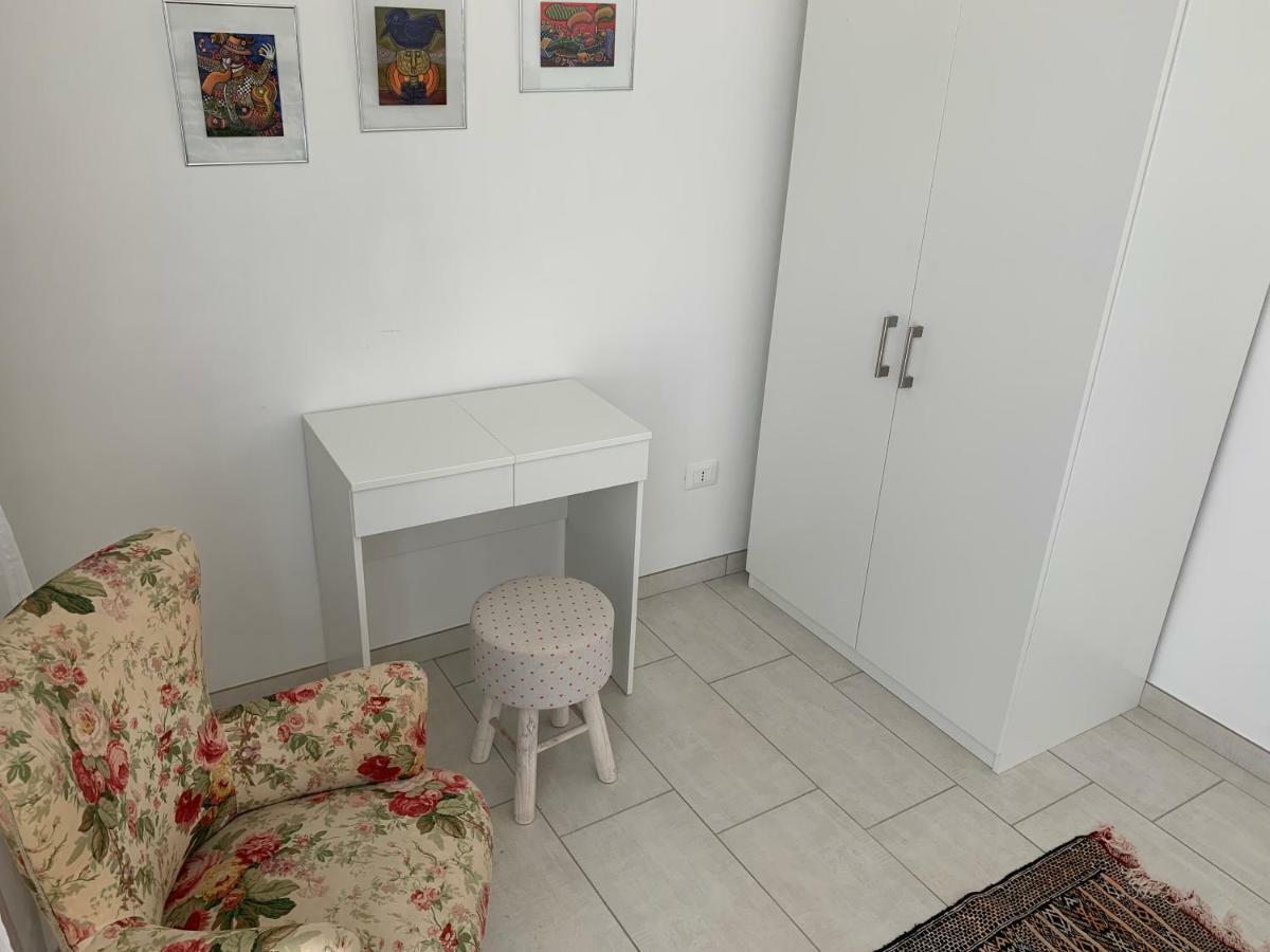 Appartamento Pineta A Mare Montesilvano Marina Exteriör bild