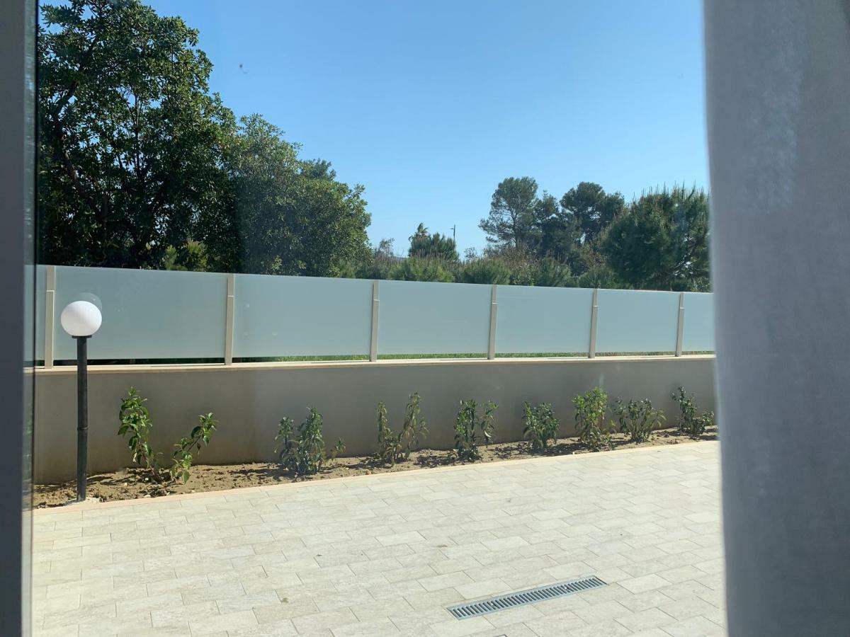 Appartamento Pineta A Mare Montesilvano Marina Exteriör bild