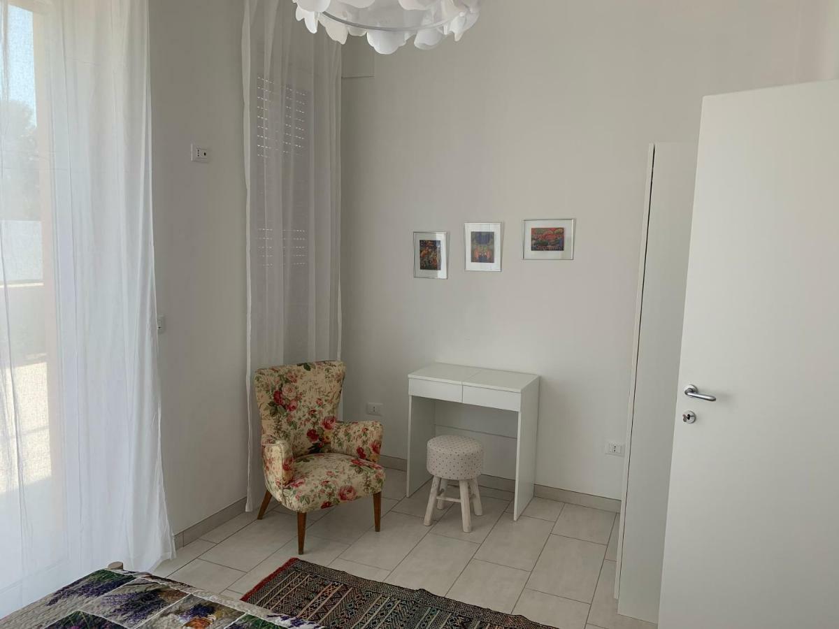 Appartamento Pineta A Mare Montesilvano Marina Exteriör bild