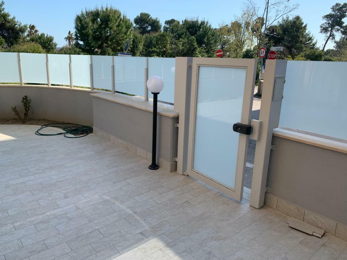 Appartamento Pineta A Mare Montesilvano Marina Exteriör bild